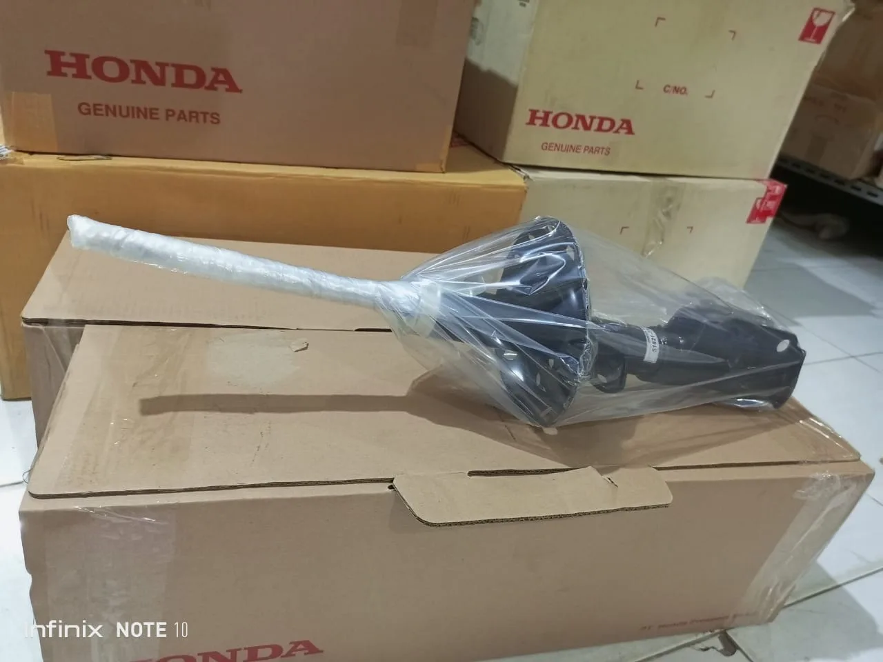 Shockbreaker Depan Honda BRV Original