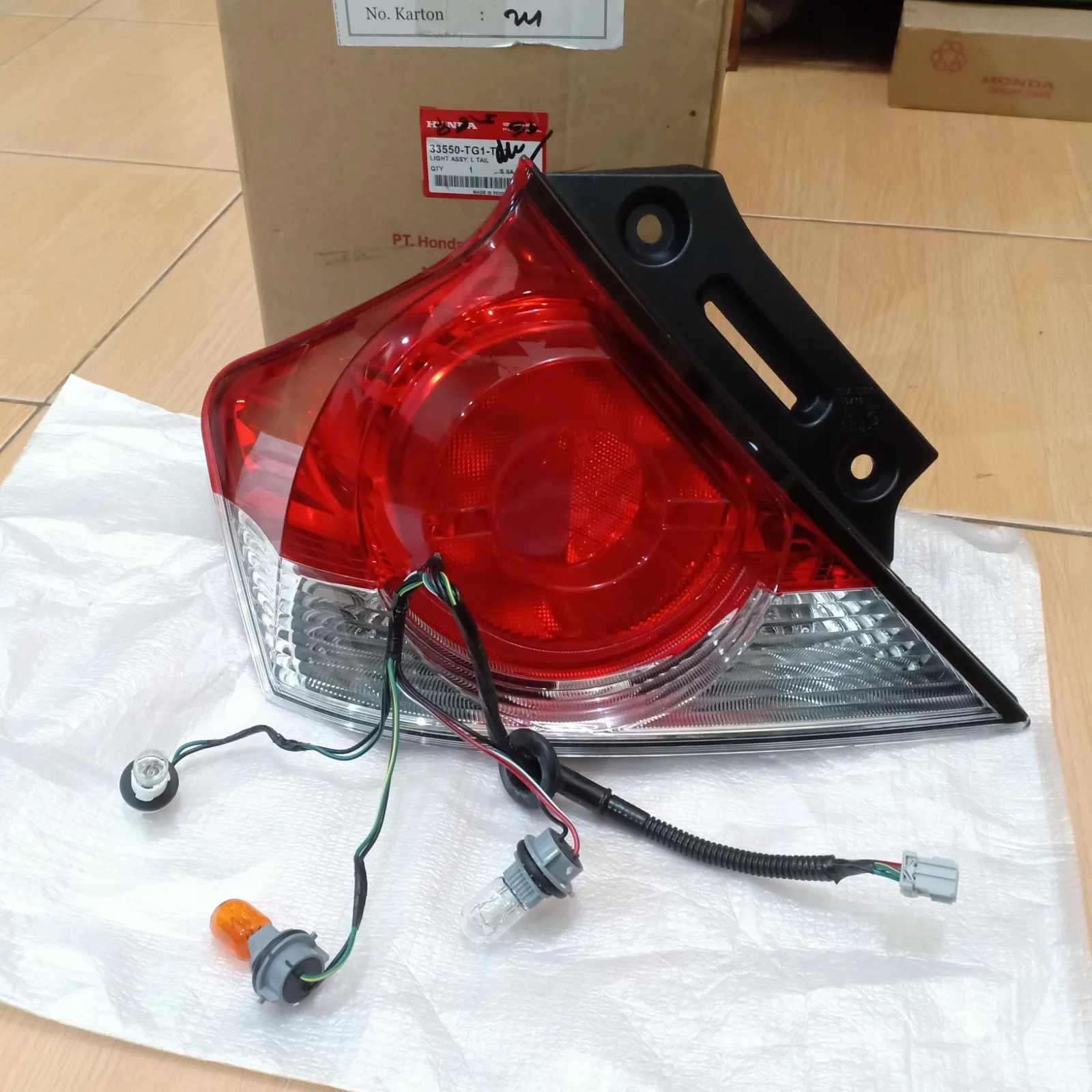 Stoplamp + Kabel Dan Bohlamp Brio 2016-2018 Original