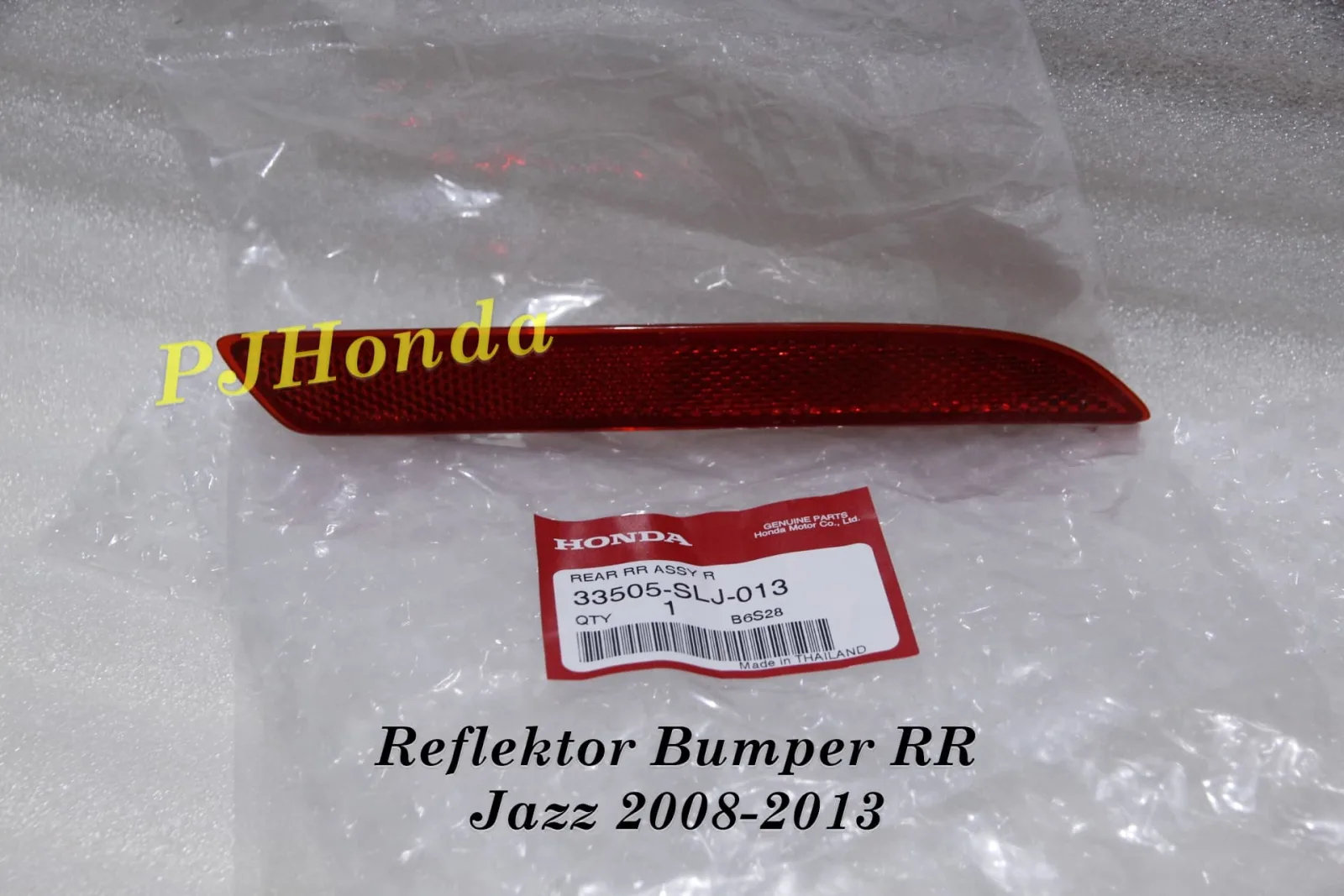 Reflektor / Mata Kucing Bumper Belakang Jazz RS 2012-2013 Genuine!!