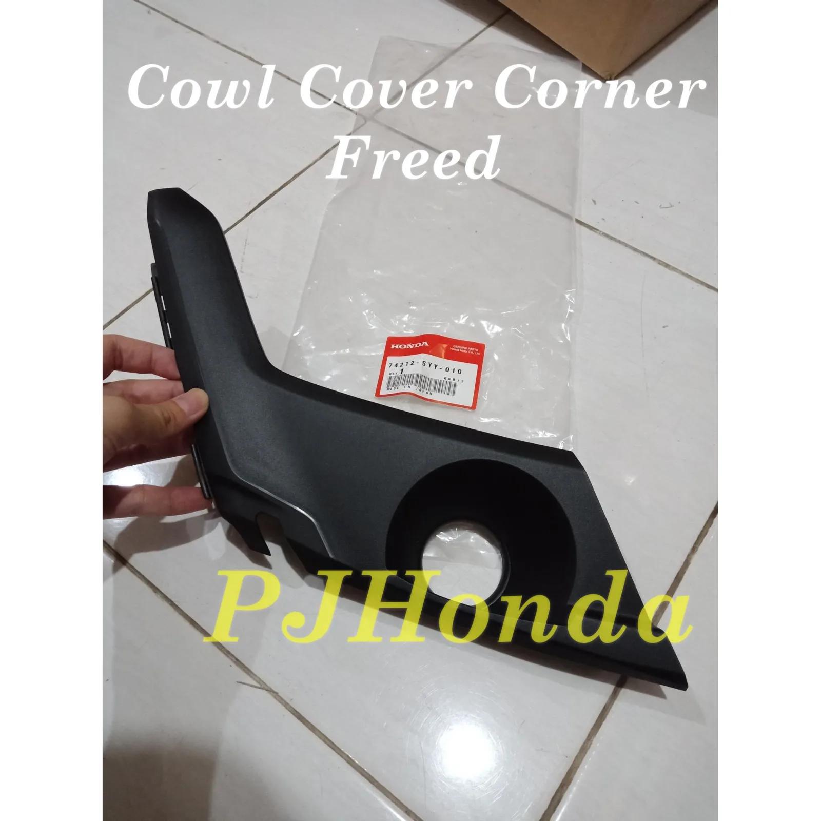 COVER COWL Penutup Plastik Engsel Kap Mesin Freed Original