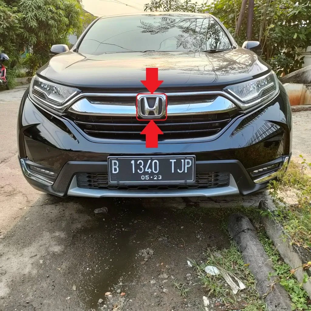 Logo H / Emblem H Grill CRV TURBO 2018-2021up Original