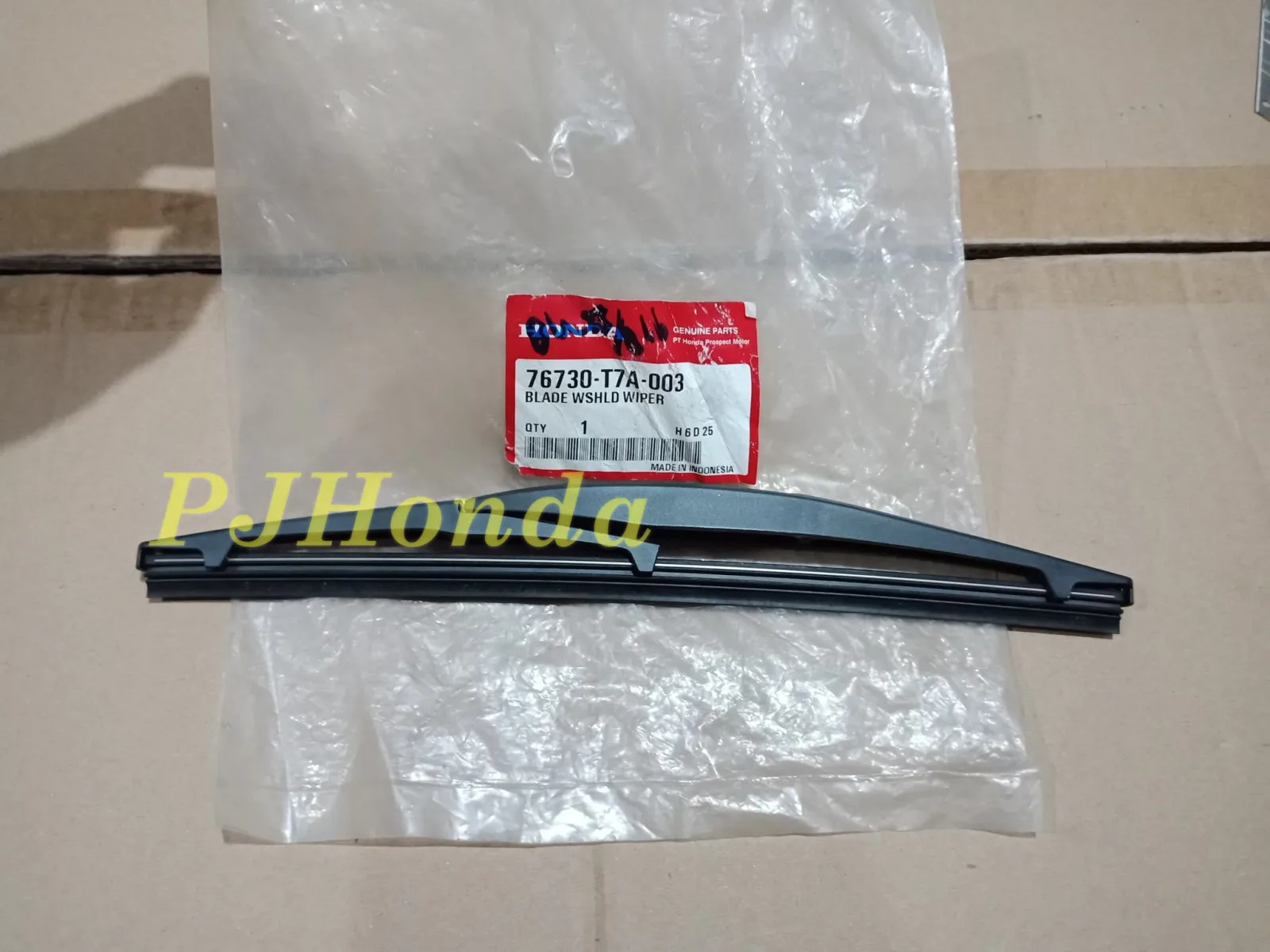 Wiper Belakang Honda HRV 2015 Keatas GENUINE!!