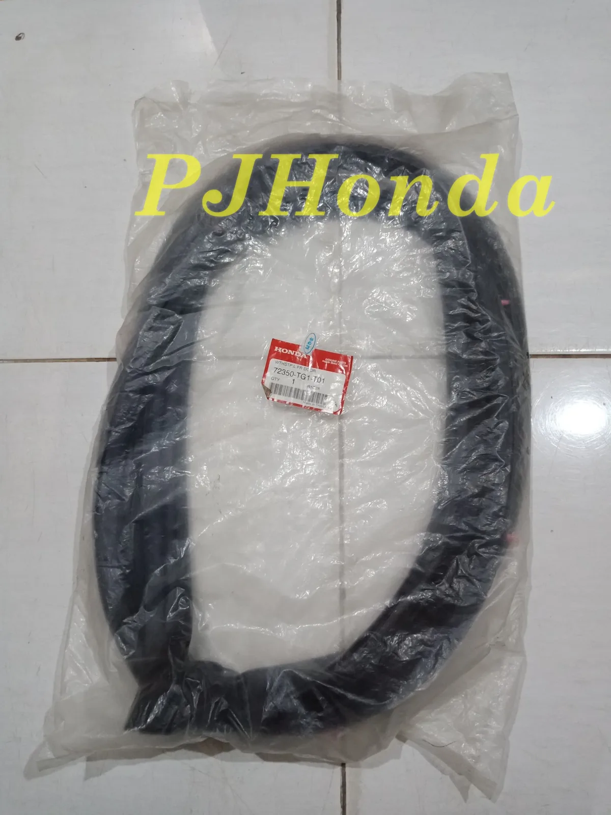Karet Pintu Depan Kiri Honda Brio 2013-2016 Genuine!!
