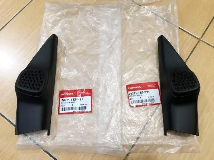 Housing Tweeter / Tempat Tweeter / speaker Honda BRV Original