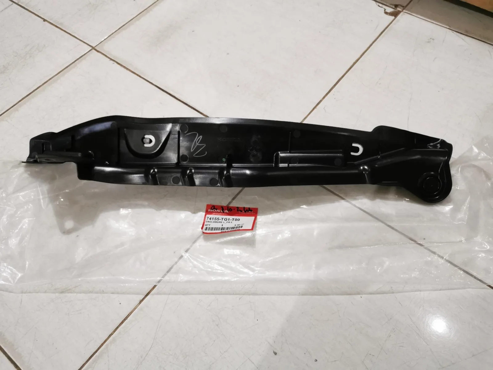 Peredam Enclosure Fender / Spakbor Honda Brio 2013-2020 Genuine!!!