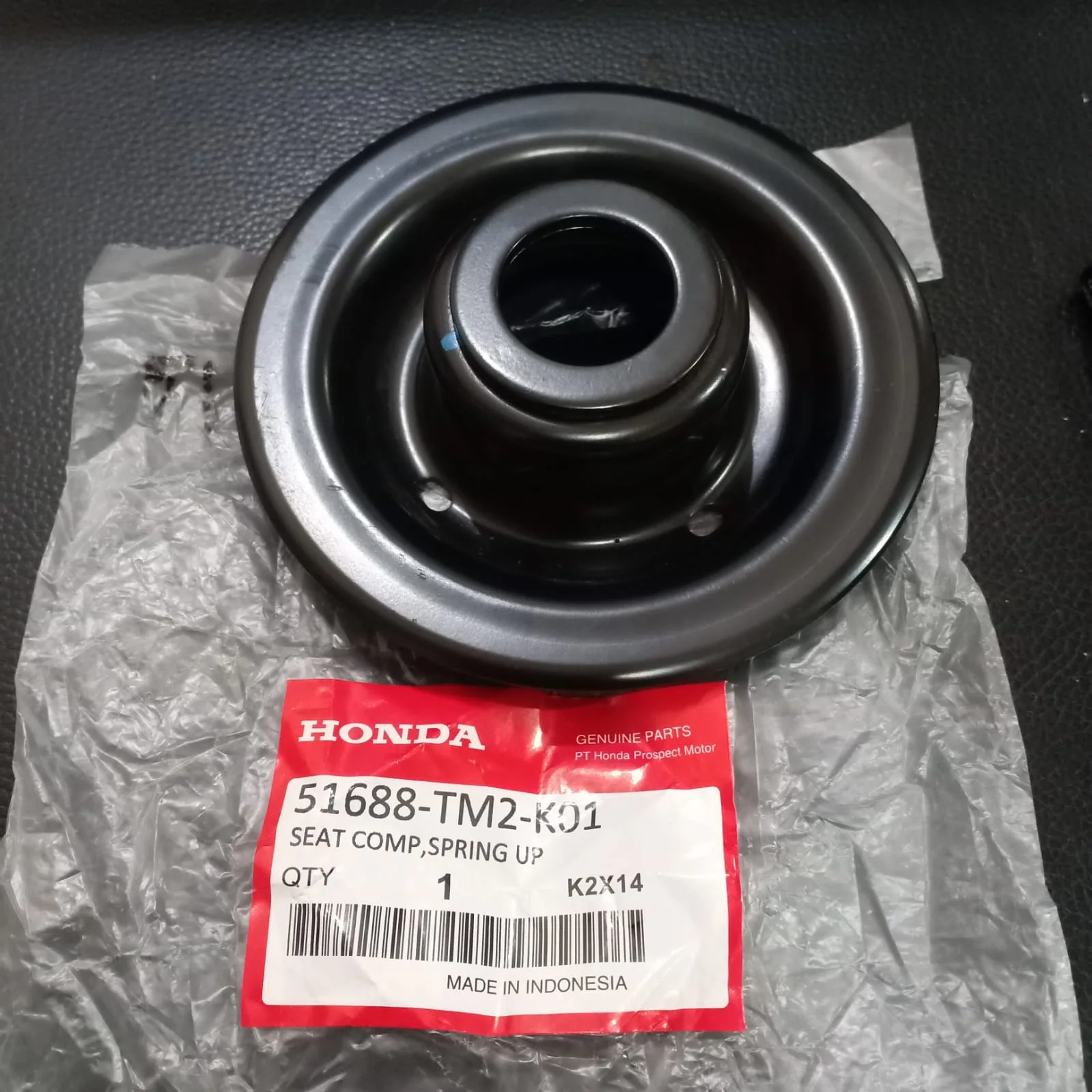 Tapak PER Shock Brio Depan Original