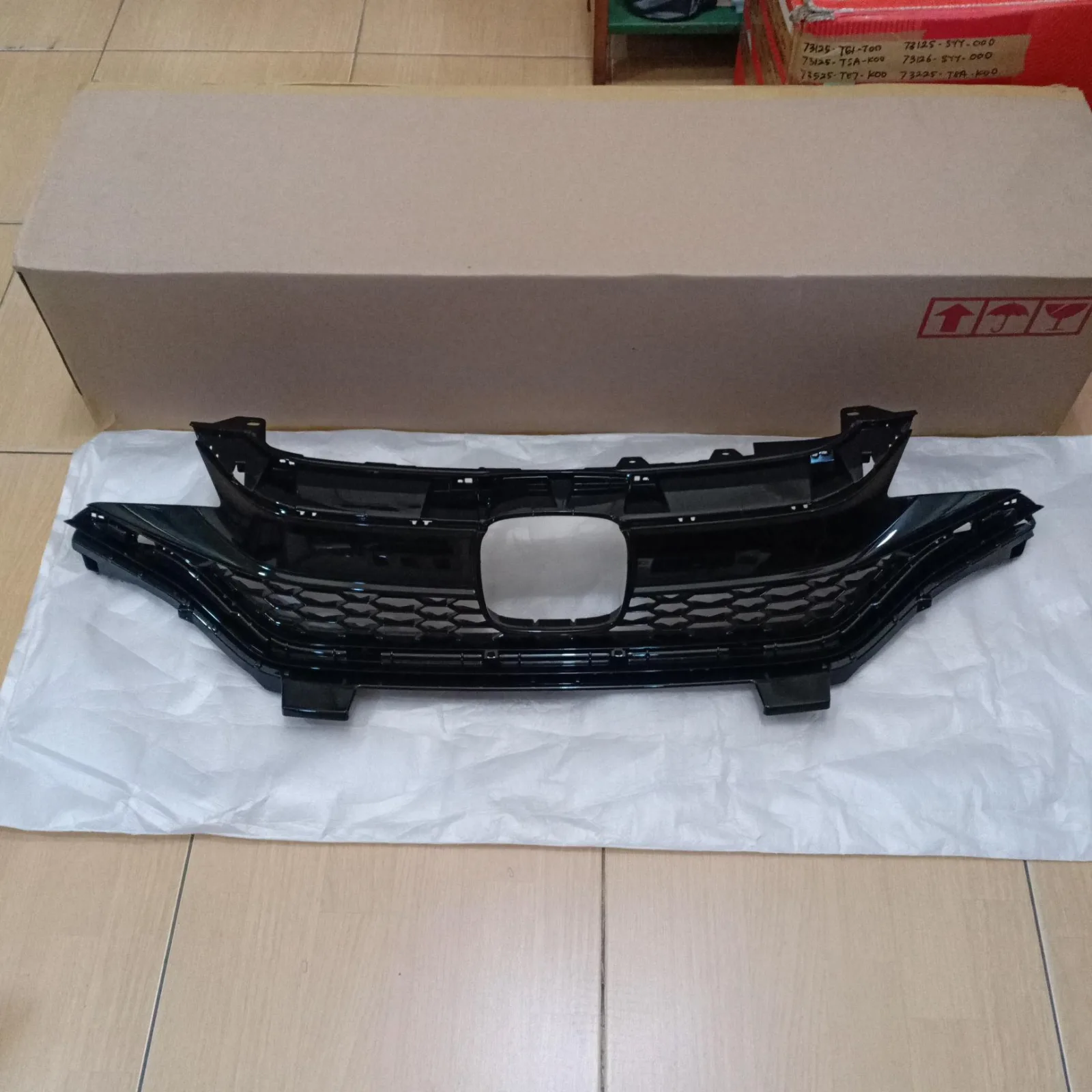 Base Grill Jazz GK5 Facelift 2019-2023 Original