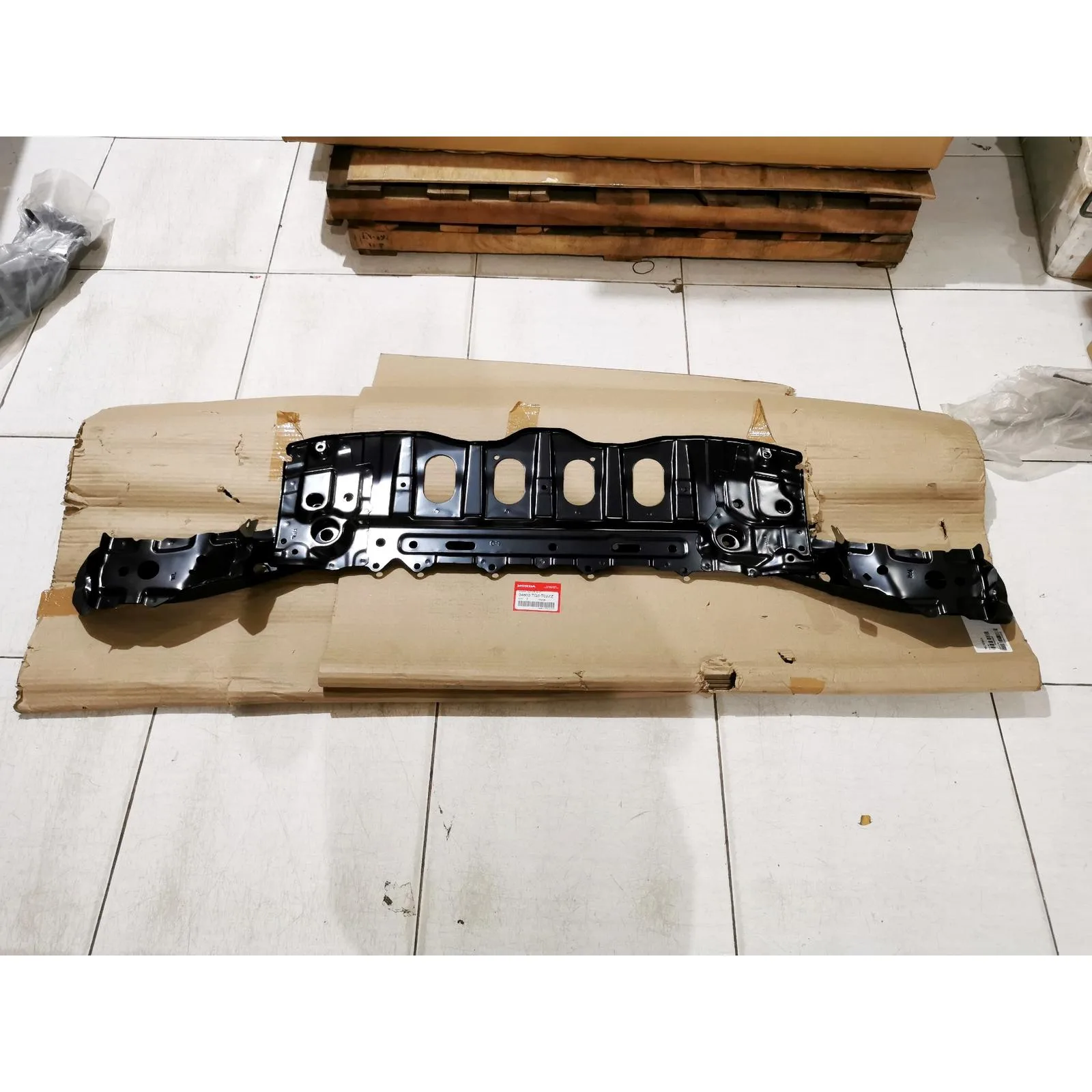 Panel Bullhead Kanan Tulang bullhead HONDA JAZZ GE8 2008 2009 2010 2011 2012 2013 Original