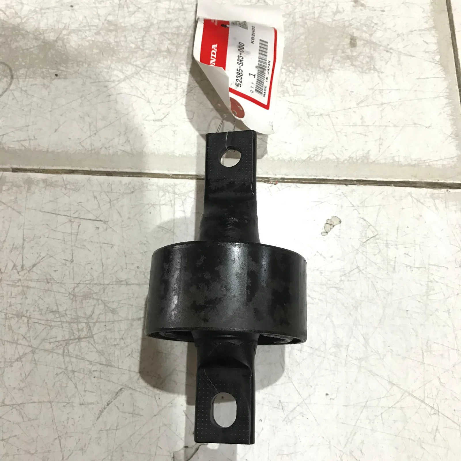 Bushing Trailing Arm Belakang CIVIC CRV GENIO FERIO Original
