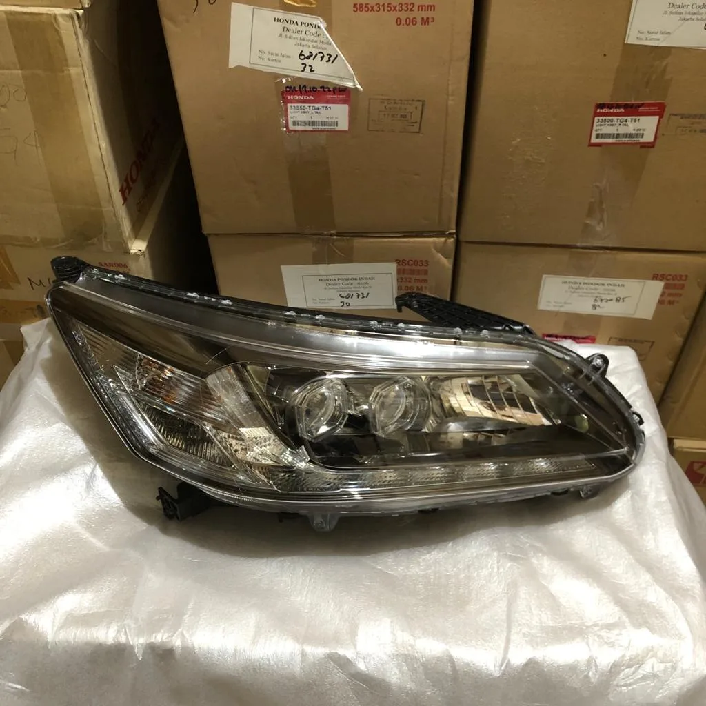 Headlamp Assy / Lampu Depan ACCORD 2013-2015 Original