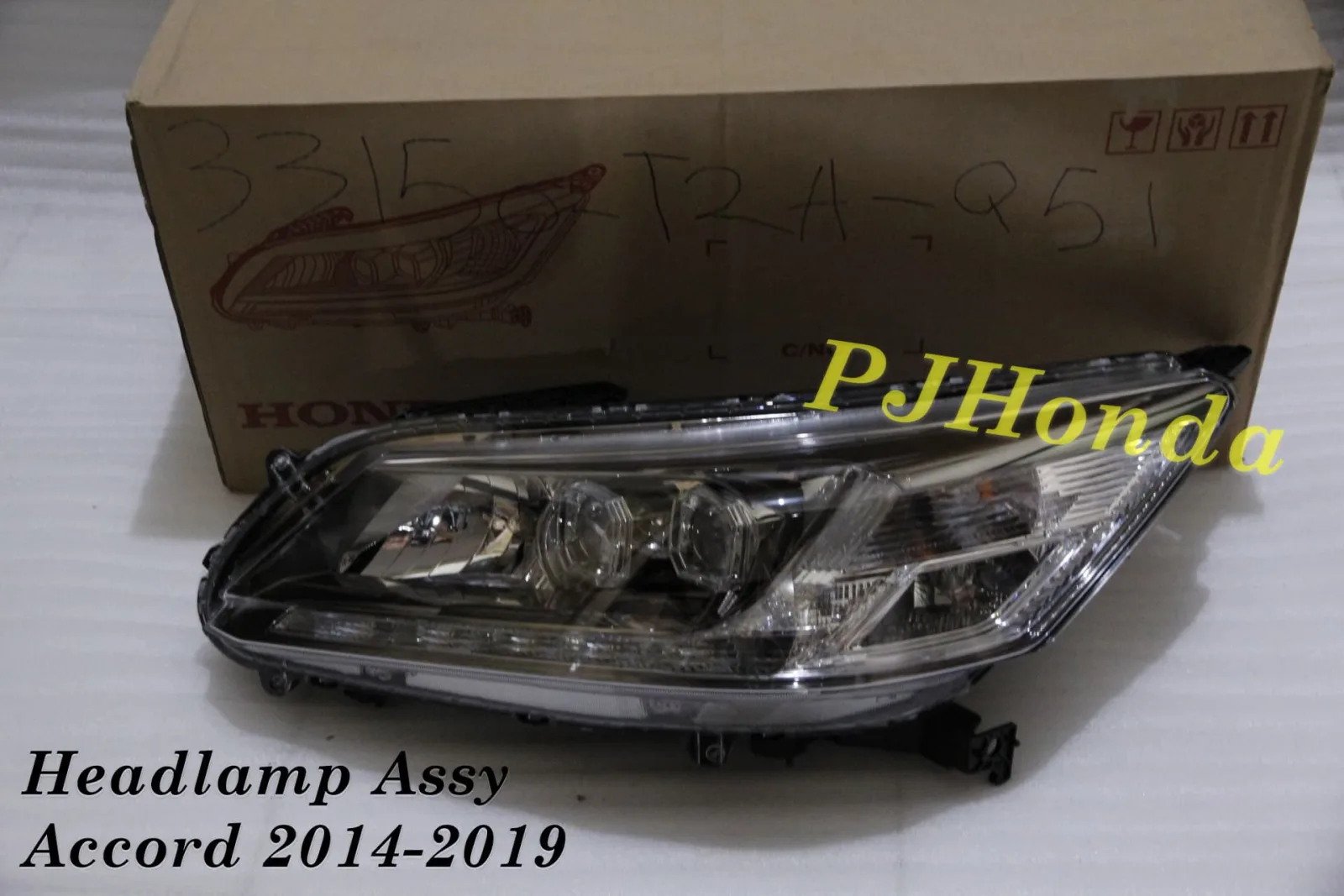 HeadLamp Assy Honda Accord 2014-2019 Genuine!!!