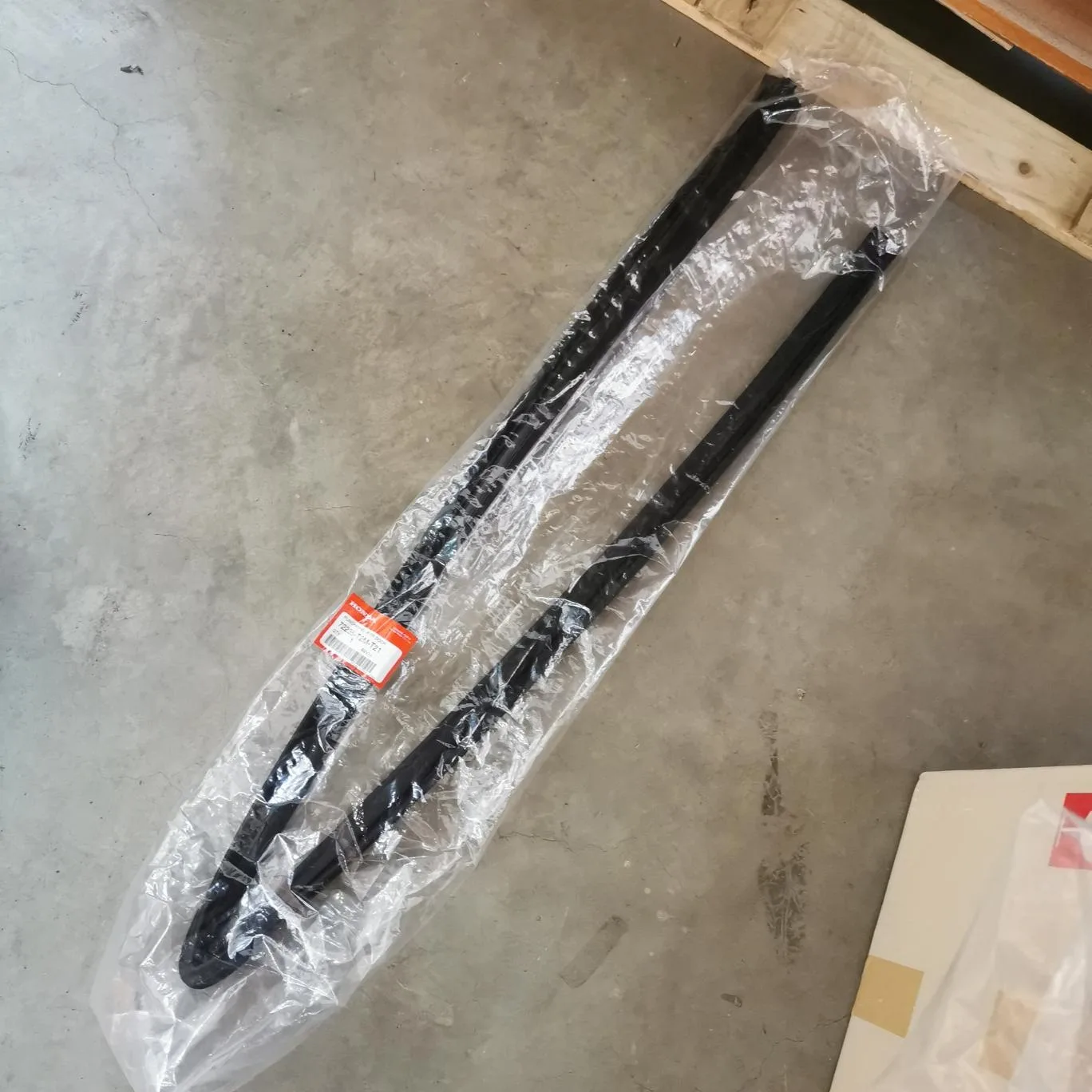 Karet Chanel Kaca Karet Kaca Accord 2013-2018 Original