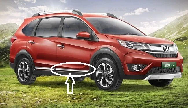 List Chrome Pintu Bawah Depan Honda BRV Original
