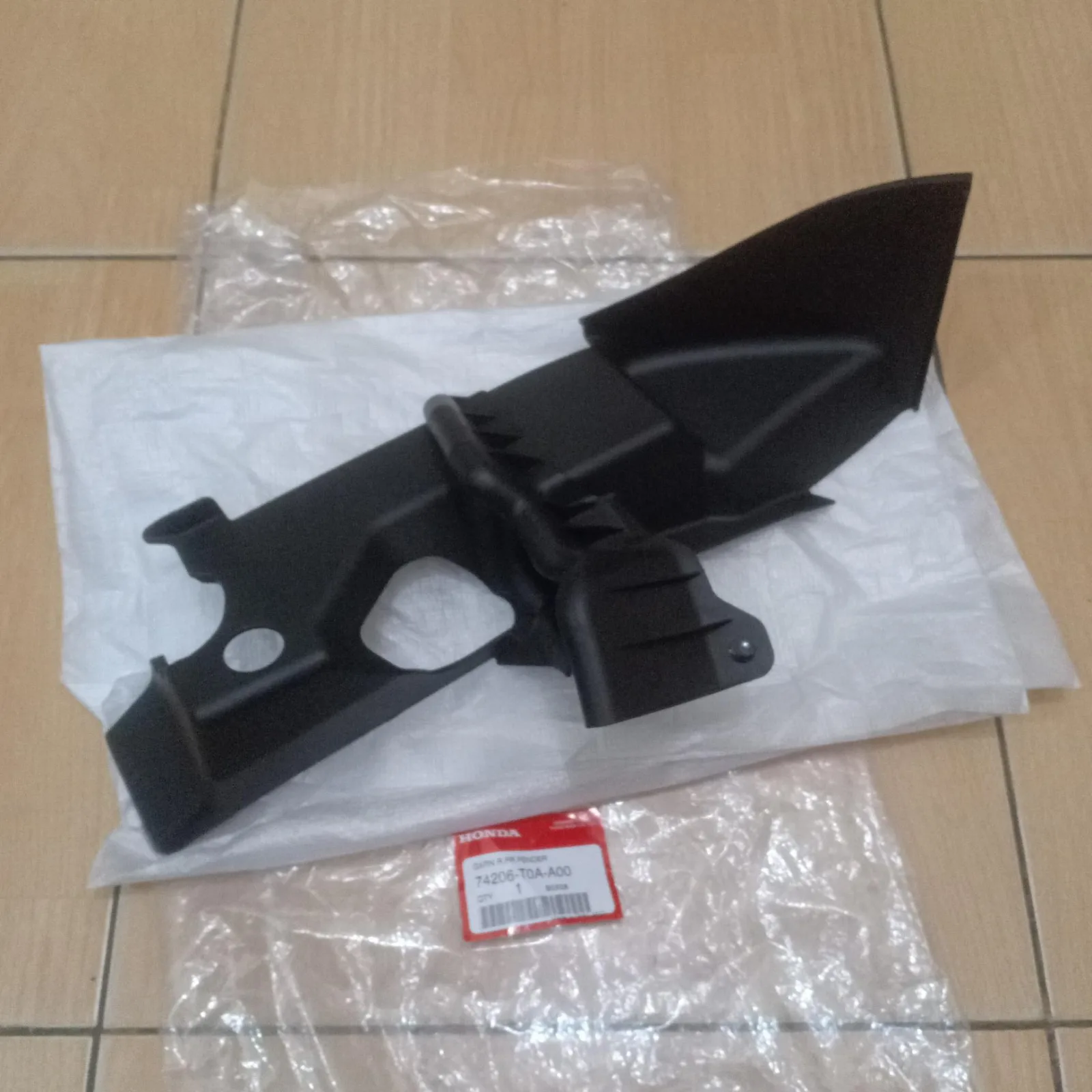 Plastik Bawah Fender Garnish Fender CRV 2013-2016 Original