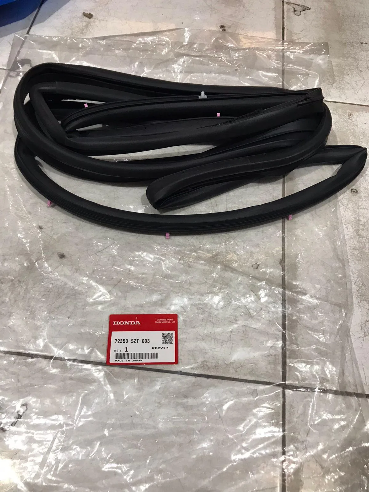 Karet Pintu Karet BODY KARET BAGASI CRZ 2011-2016 Original