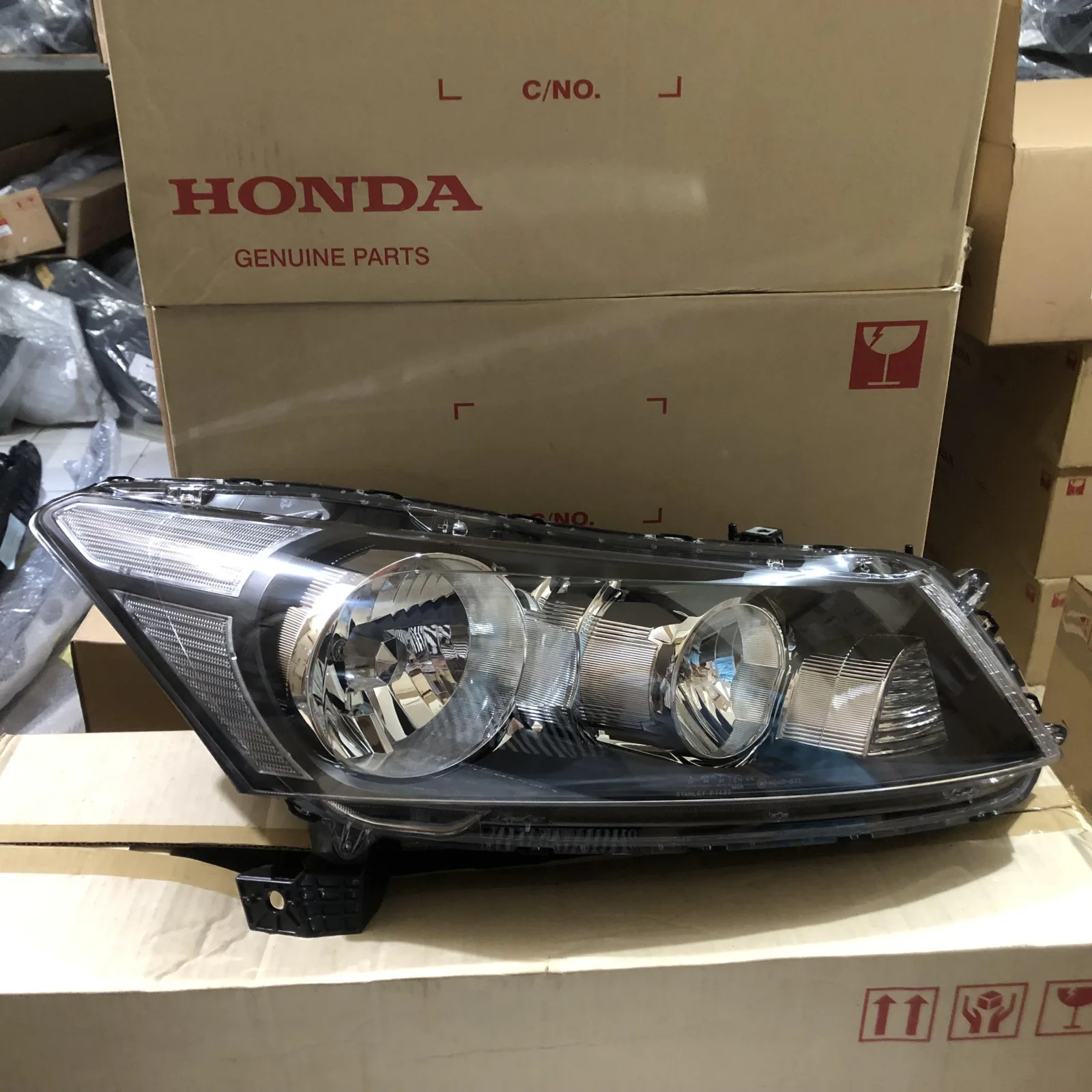 Headlamp Lampu Depan ACCORD 2.4cc 2008-2010 Original