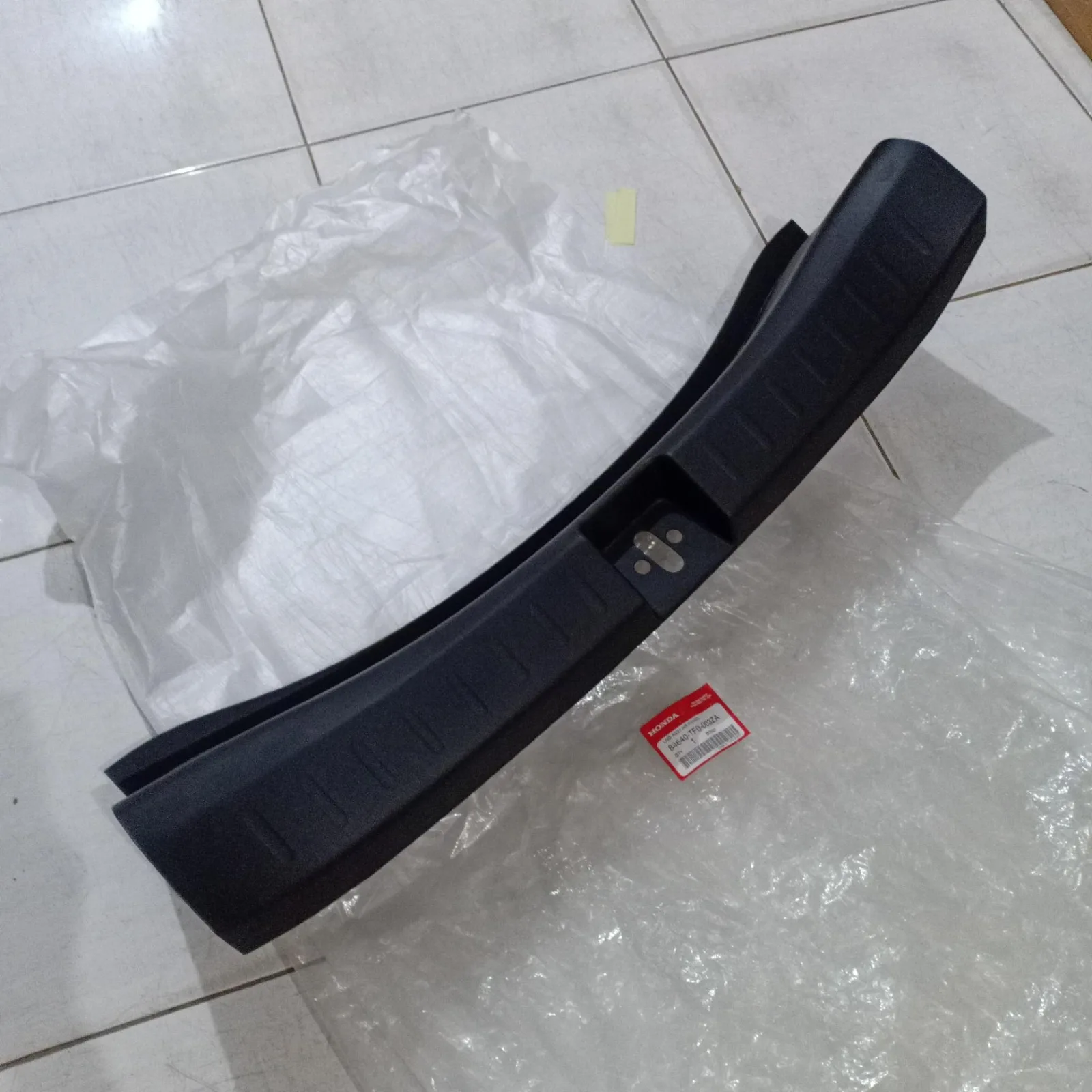 Cover Linning Lock Bagasi Jazz GE8 2008-2013 Genuine!
