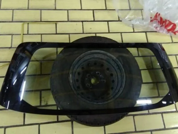 Kaca Belakang Kaca Bagasi Mobilio 2014-2021 Original