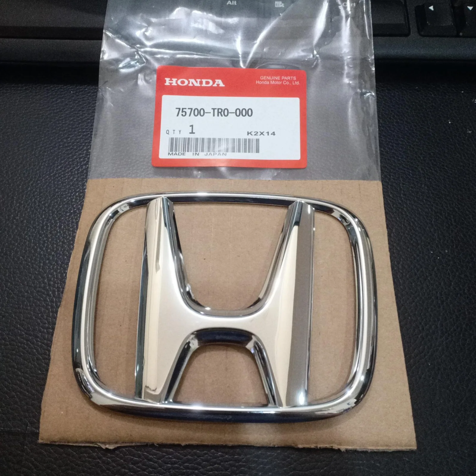 EMBLEM H BAGASI LOGO H BAGASI CRV TURBO ORIGINAL