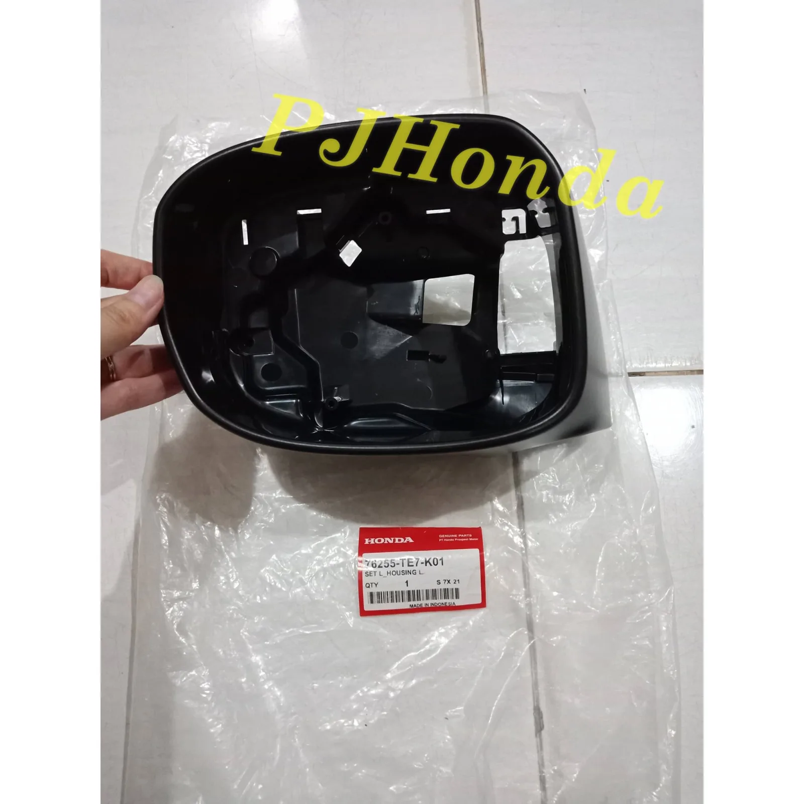 COVER Spion Mobilio LAMA 2014-2015 ORIGINAL