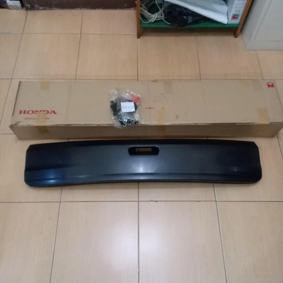 Garnish Moulding Bagasi CRV 2013-2016 Original