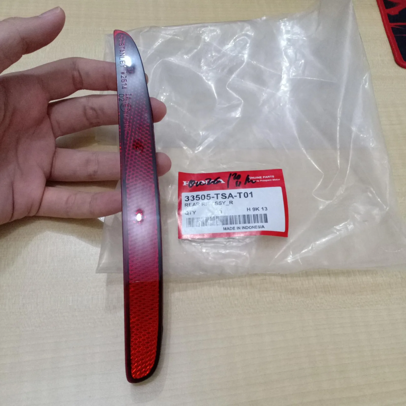 Reflektor / Mata Kucing Bumper BRV 2019-2020 UP Genuine!!