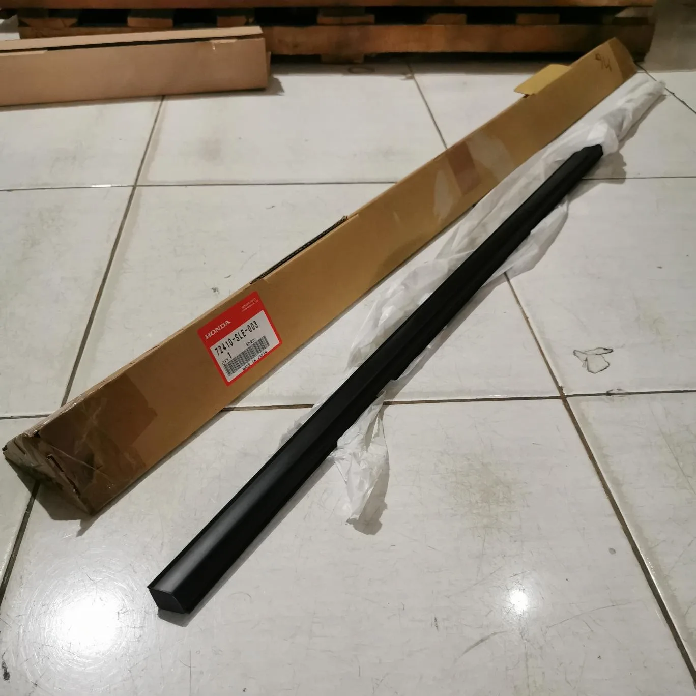 Pelipit Kaca Pintu Depan Atau Belakang Odyssey RB3 Genuine!!