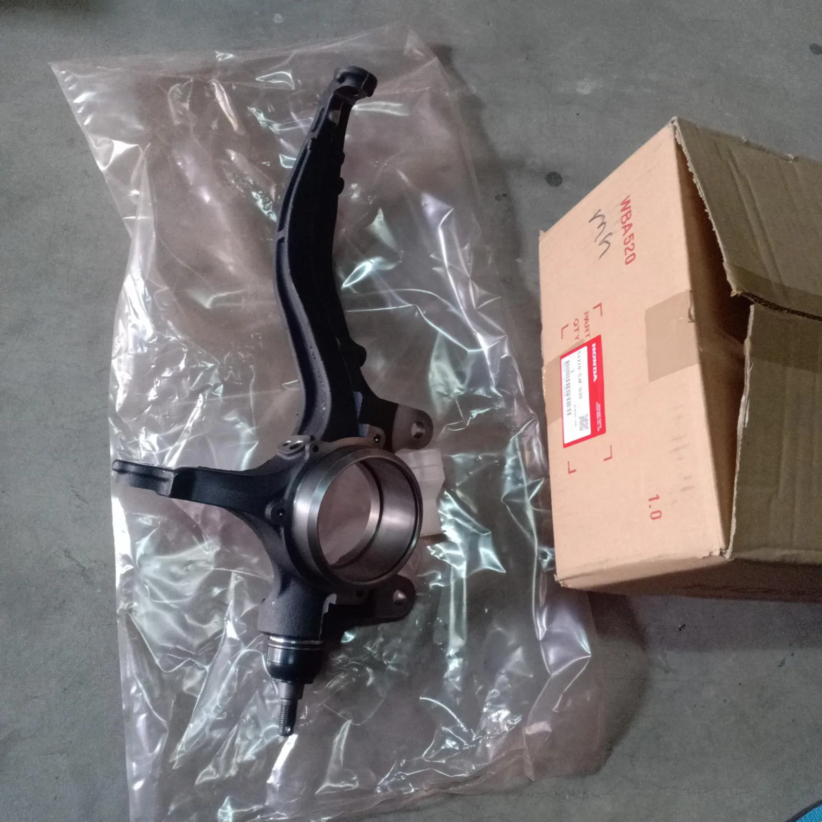 Knuckle Knuckel Roda Ball Joint Elysion 2003-2008 Original