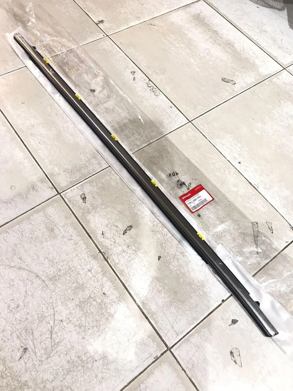Pelipit kaca pintu ALL NEW CRV Gen 6 2024 2025 original
