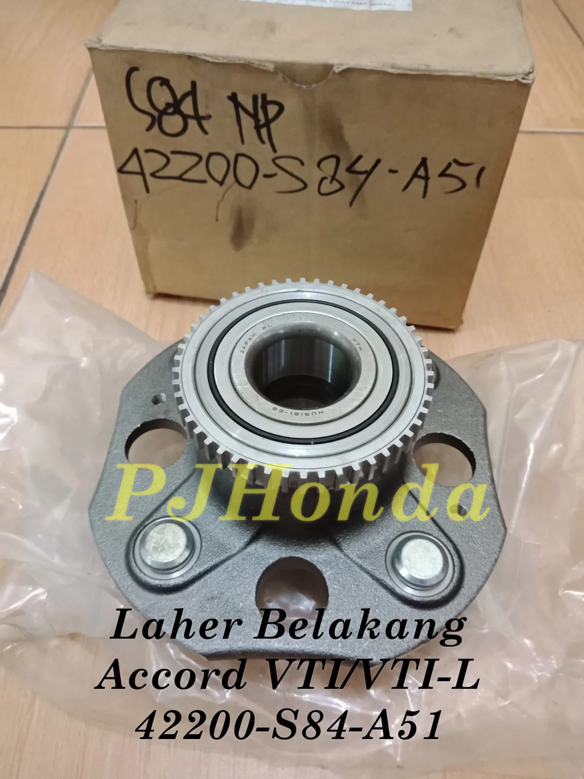 Laher Roda / Bearing Roda Belakang Accord VTIL 1998-2002 original