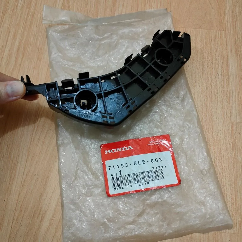 Breket / Breaket Bumper Depan ODYSSEY 2009-2014 Original