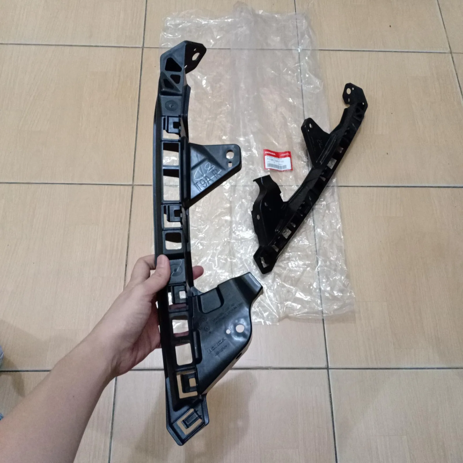 Breket Headlamp / Dudukan Lampu City 2014-2018 Genuine!!