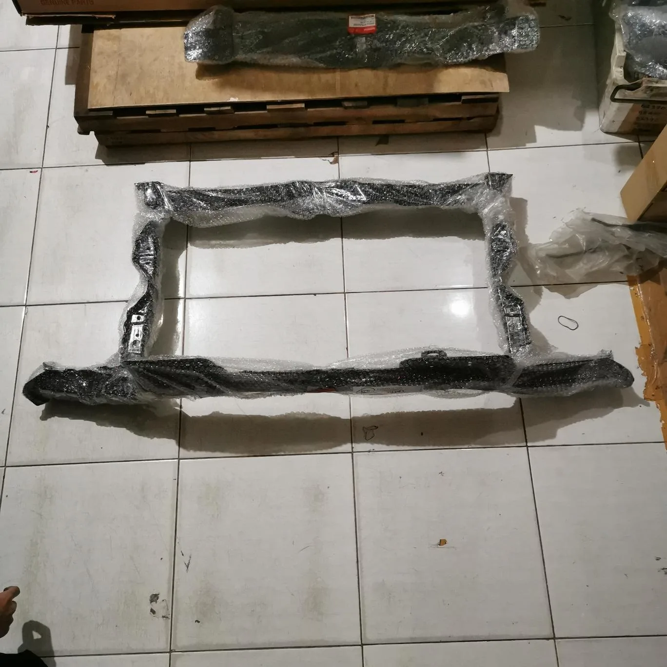 BullHead Assy Honda Mobilio 2015-2019 Original
