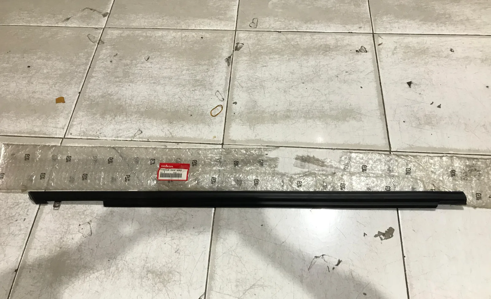 Pelipit Kaca Pintu Luar CITY CIVIC Original