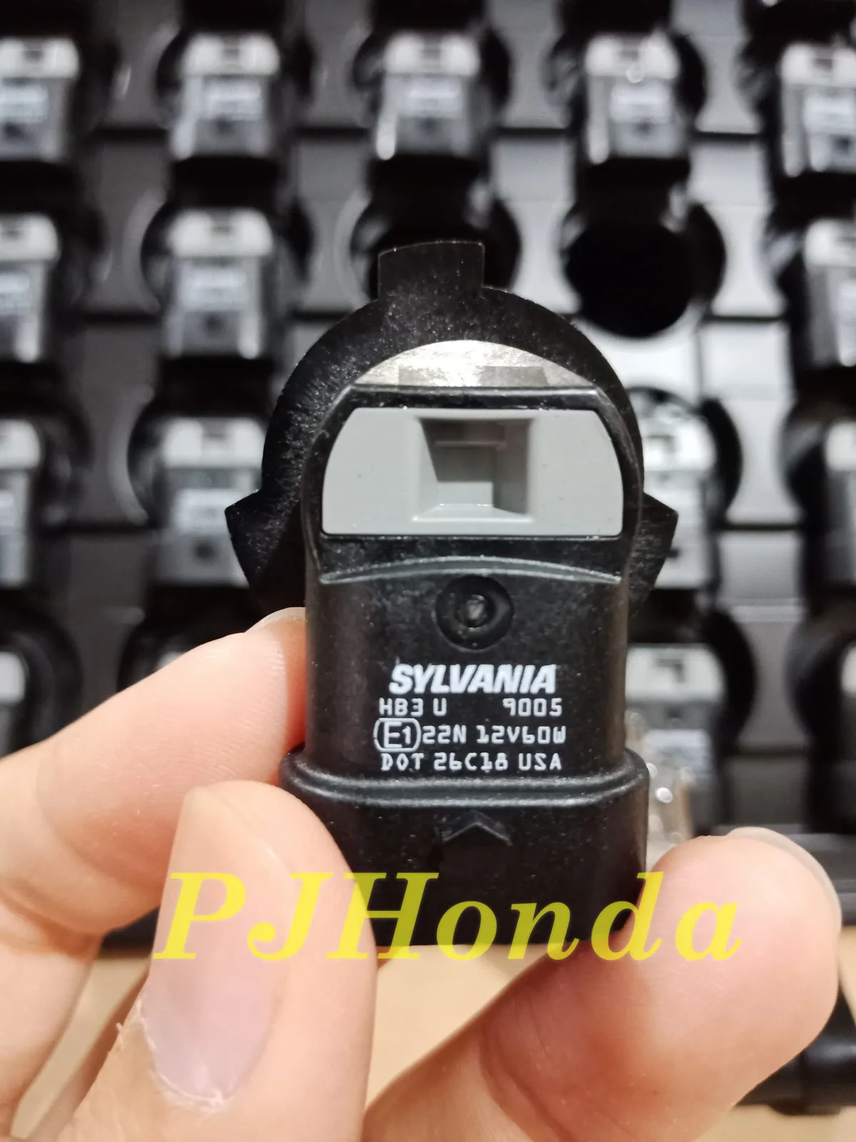 Bohlamp Headlamp Sylvania HB3 GENUINE!!