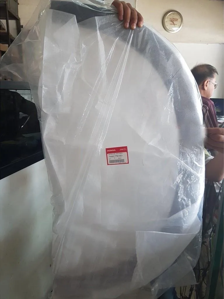 Spoiler Fender HRV PRESTIGE 2015-2021 ORIGINAL