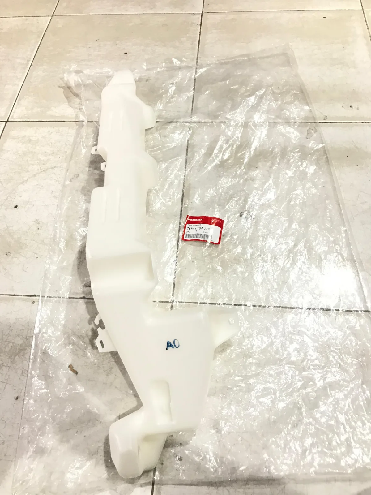 Tabung Tangki Air Wiper Honda CRV GEN 4 2013-2017 Original