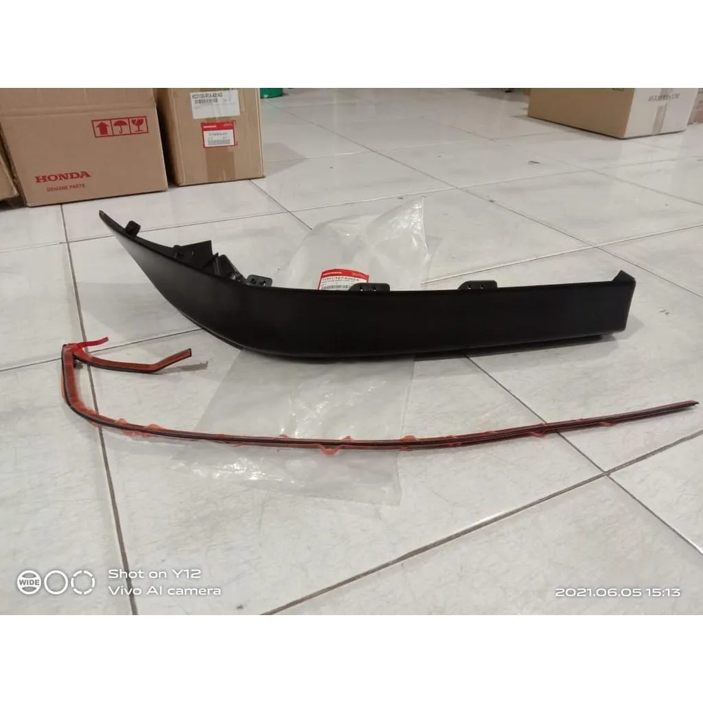 Protektor Cover Bumper Belakang Mobilio Tipe S 2016 2017 2018 2019 2020 2021 2022 2023 Original