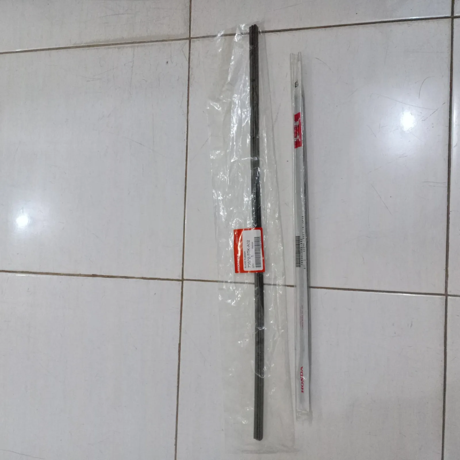 Karet Wiper FR Accord 2008-2013 Genuine!!