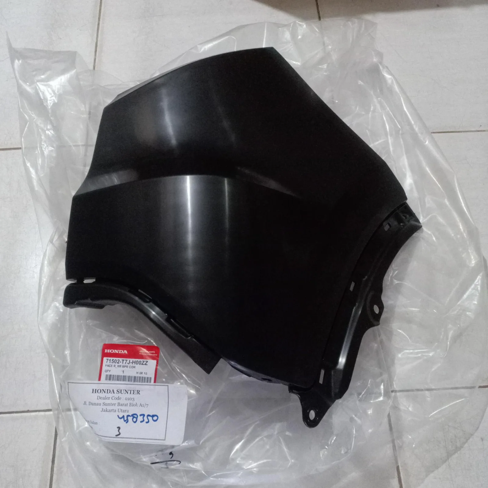 Face Bumper Belakang Sudut Warna Body HRV 2015-2021Up Original