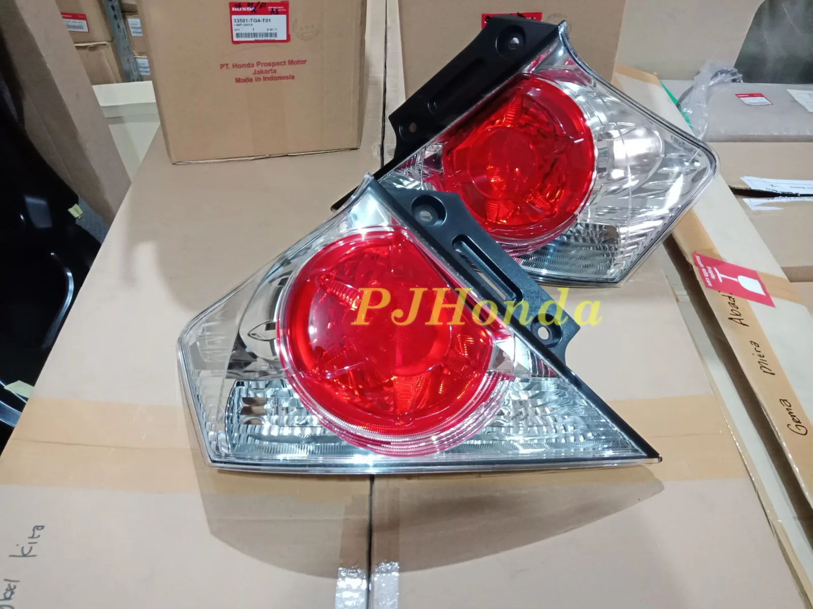 Stoplamp / Lampu Belakang Honda Brio CLEAR Original