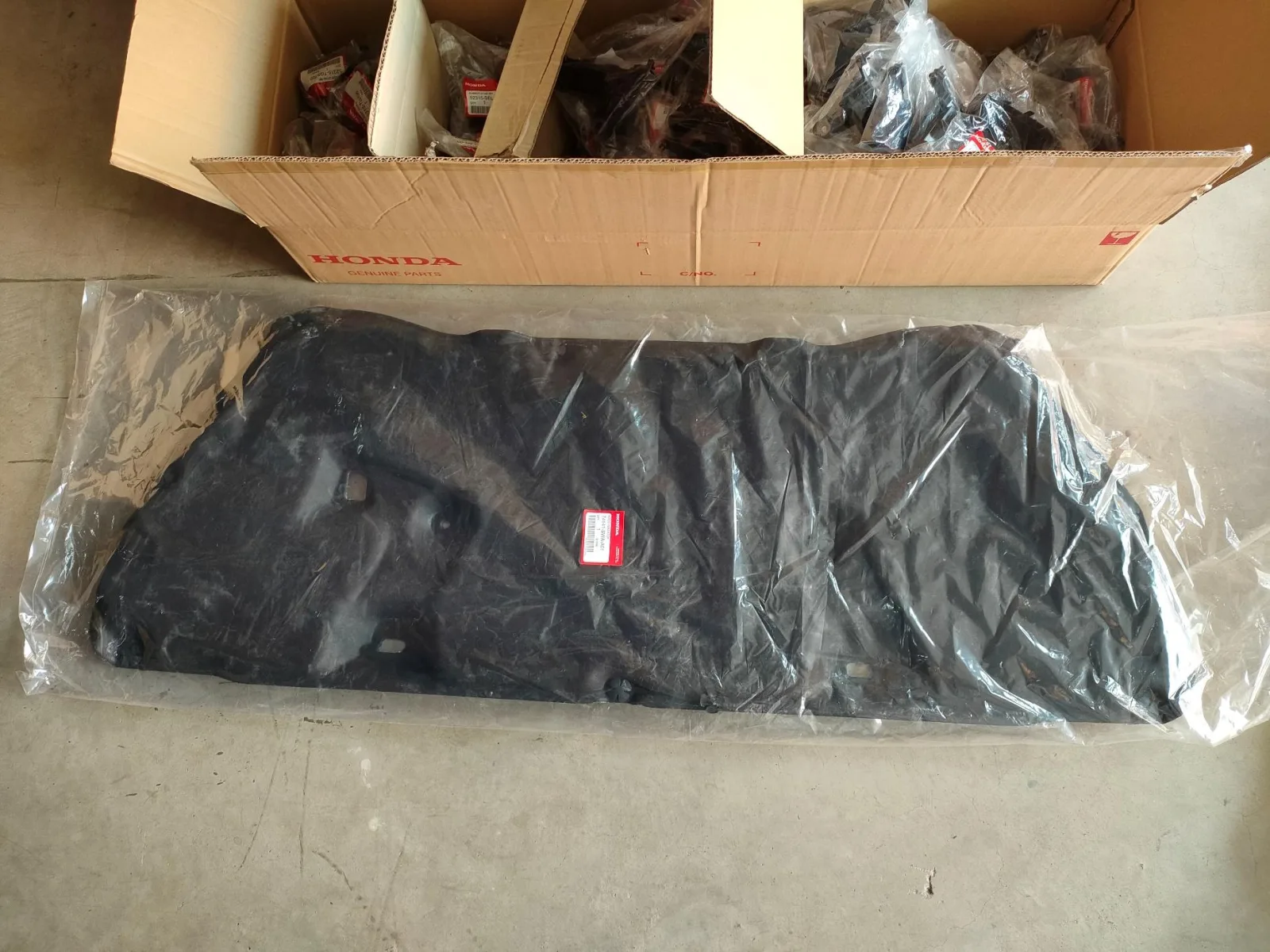 Insulator / Peredam Panas Kap Mesin CRV 2007-2012 ORIGINAL!!