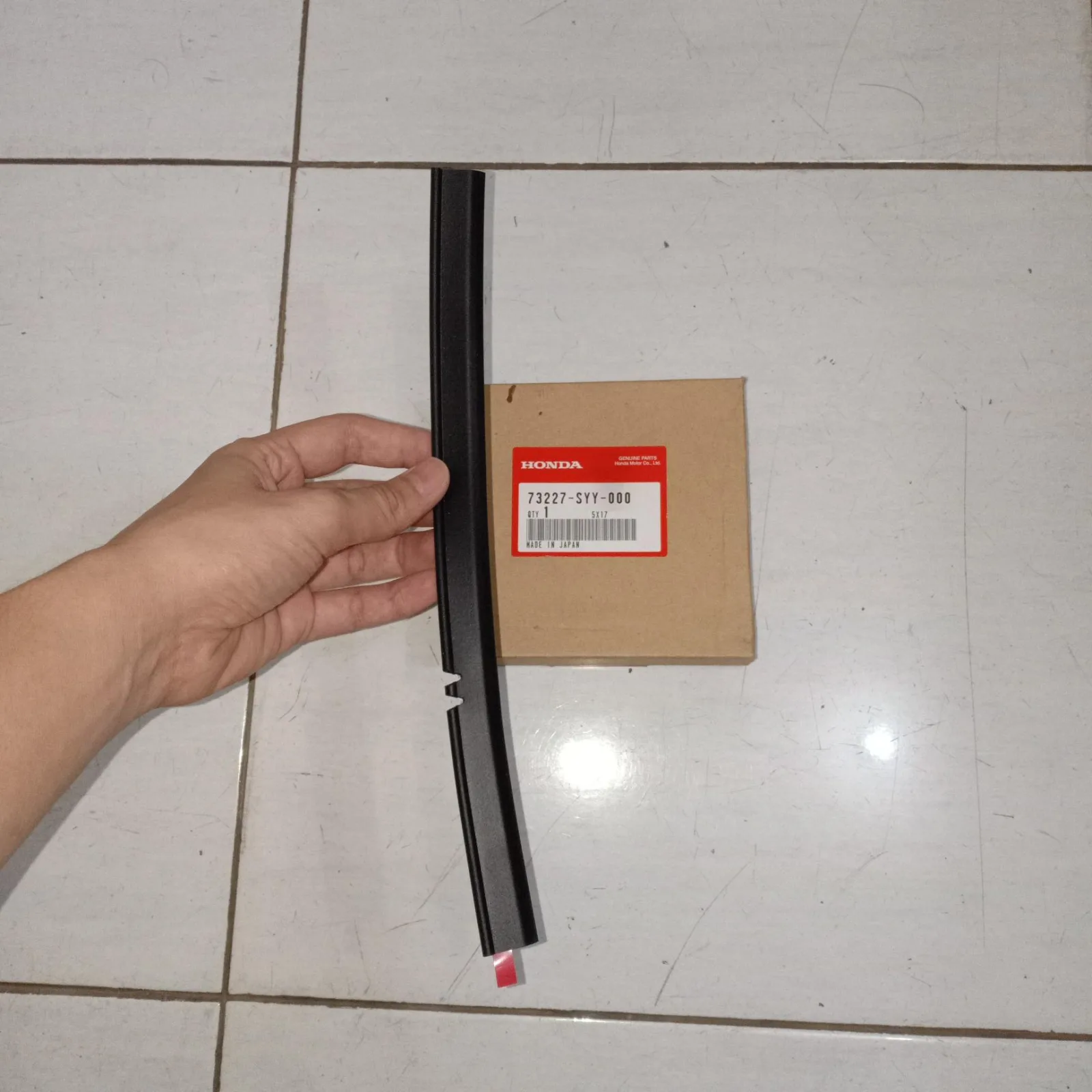 Seal / Karet Kaca Belakang Freed Genuine!!