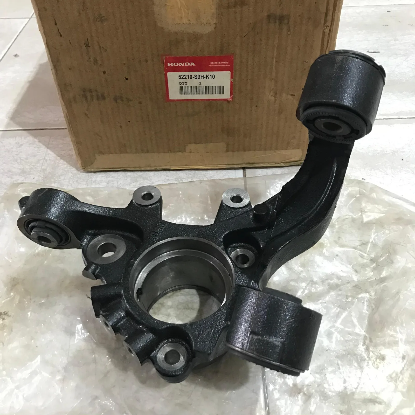 Knuckle Knuckel Roda Belakang CRV 2005-2006 Original