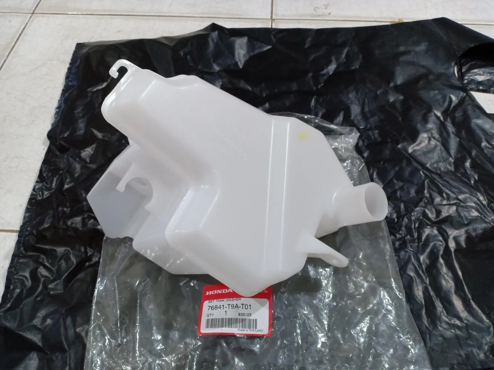 Tabung AIR Wiper Honda CITY GM6 2014-2021 Original