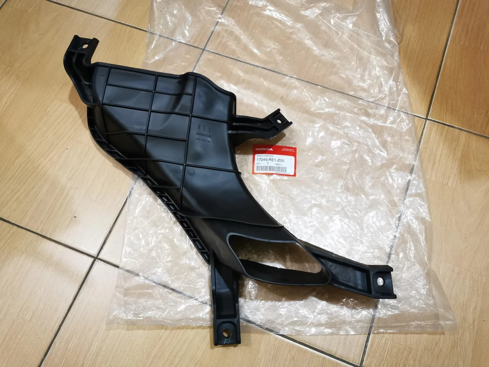Duct Cooling / Air Scoop Honda Brio dan Mobilio Genuine!!!