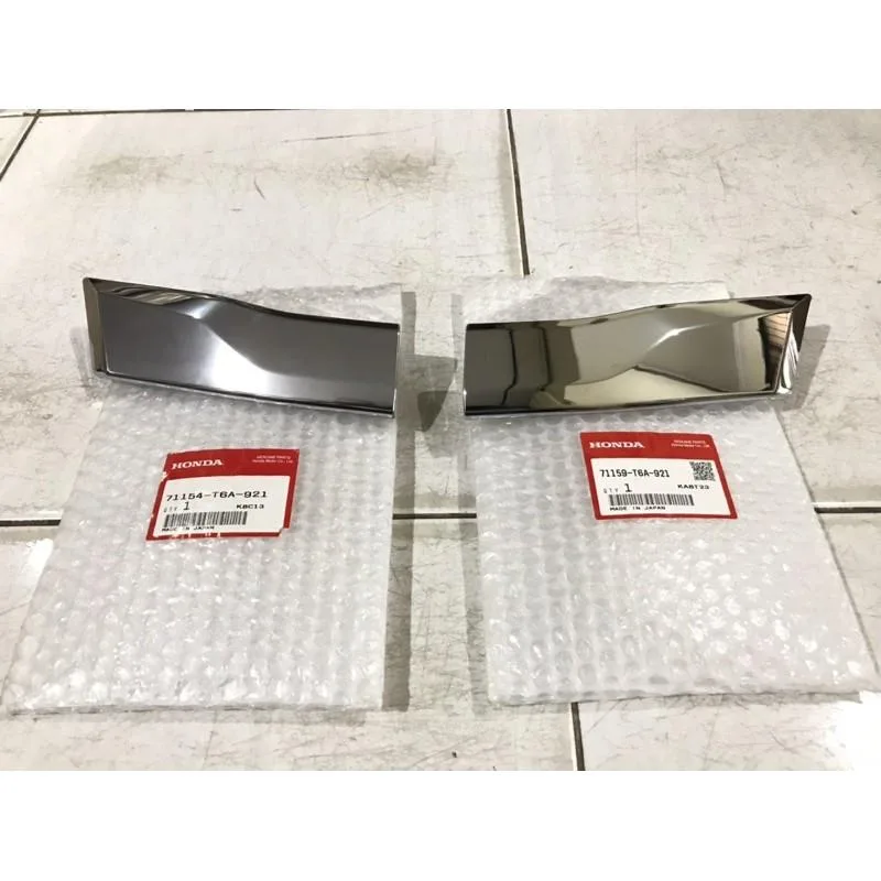 Moulding / List Grill Chrome Bawah Honda Odyssey 2015-2018 Original!