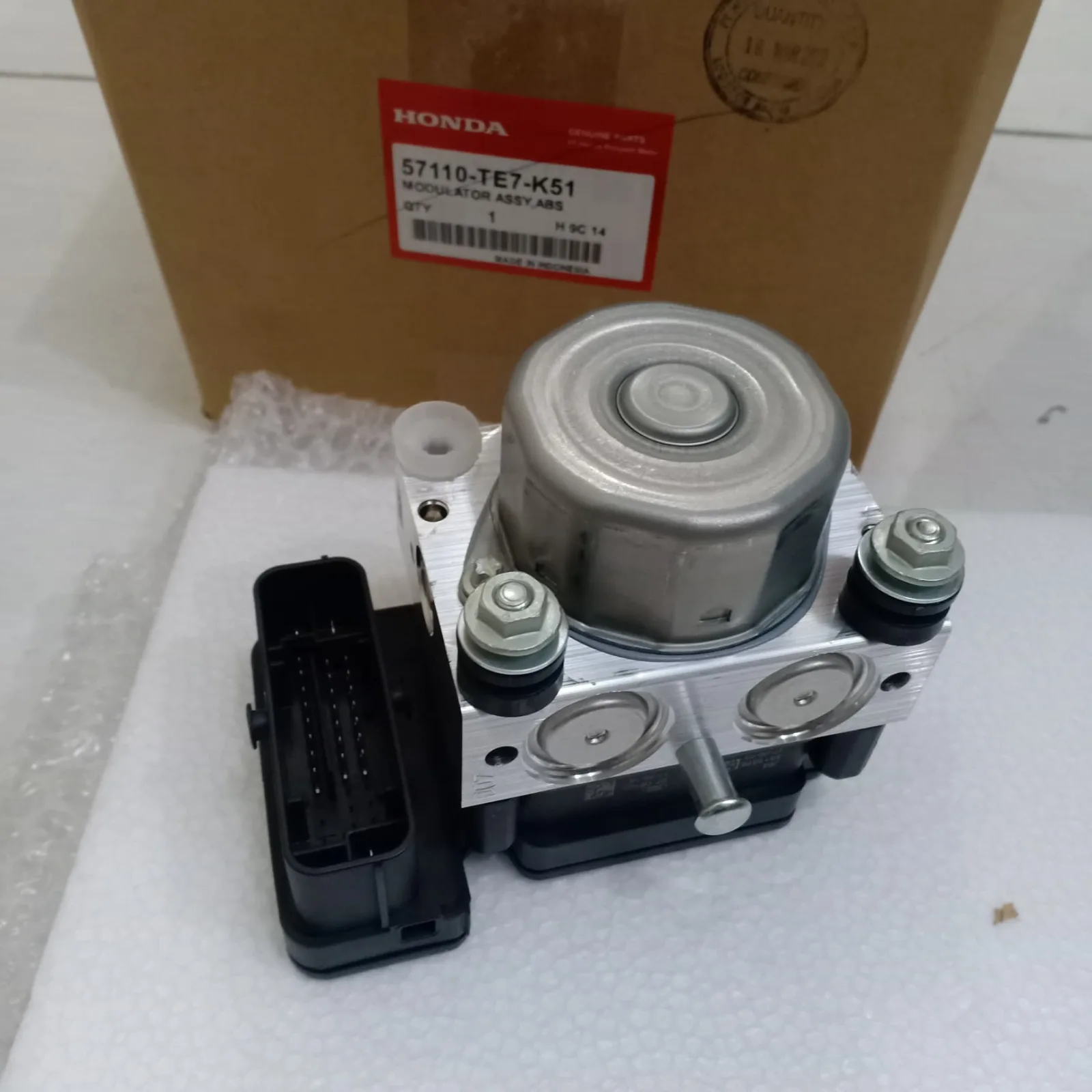 Modulator Assy ABS Mobilio 2014-2017 Genuine!!