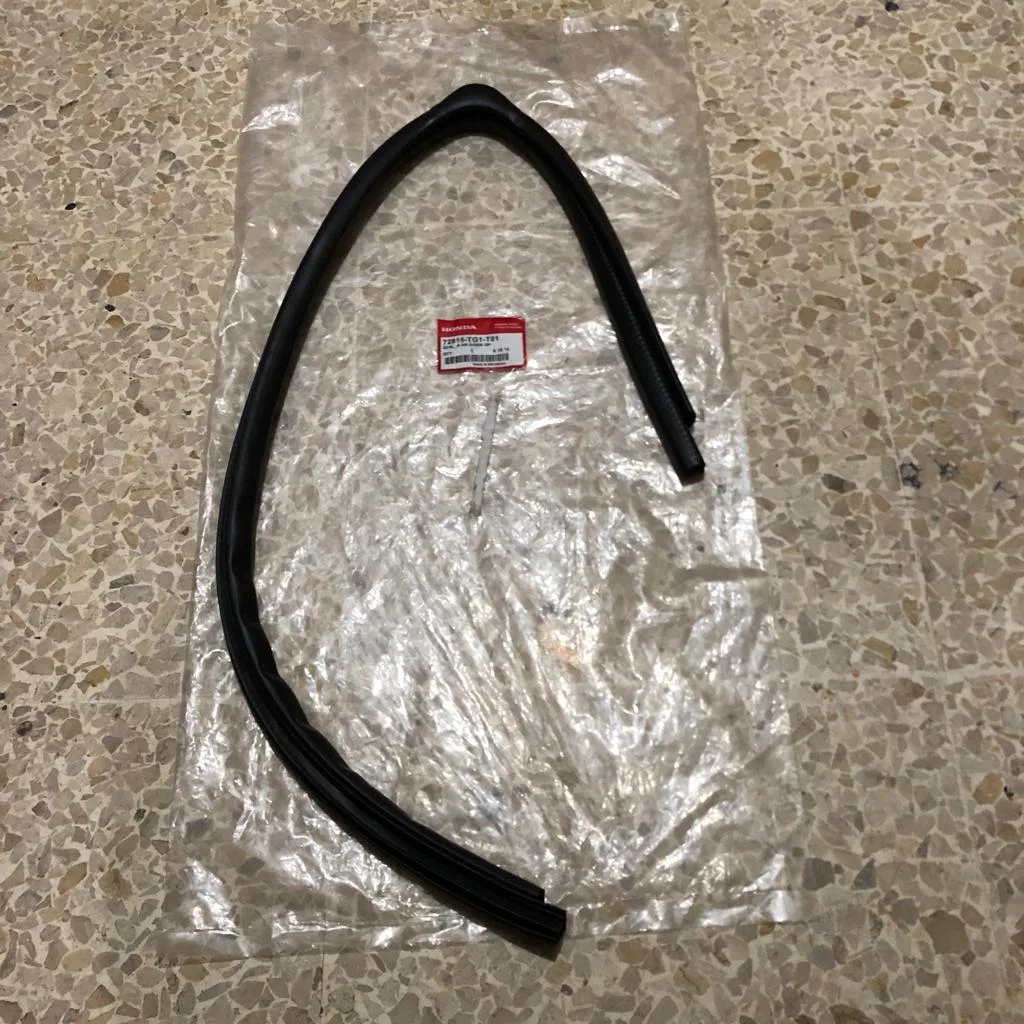 Karet Body Pintu Brio 2014 2015 2016 Original