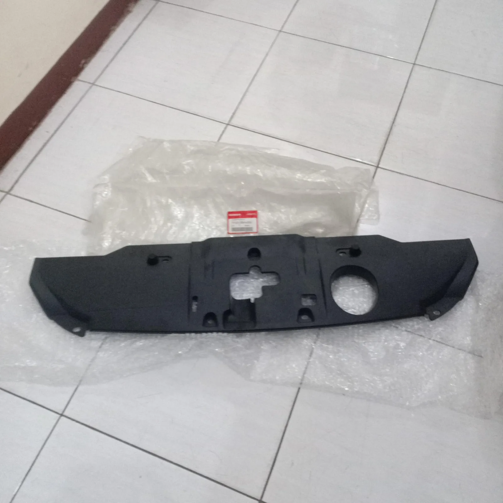 Cover Grill / Cover Radiator Atas CRV GEN3 2007-2009 Genuine!!
